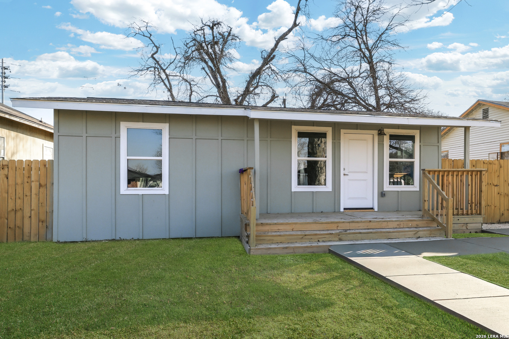 2042 Hicks, San Antonio, TX 78210 — photo 1