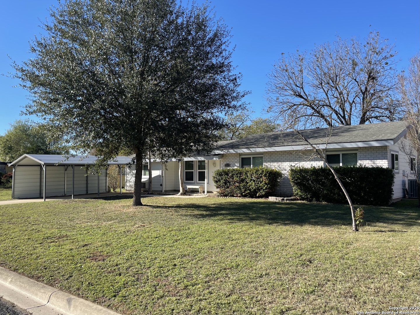 1710 Rosewood, Seguin, TX 78155 — photo 1