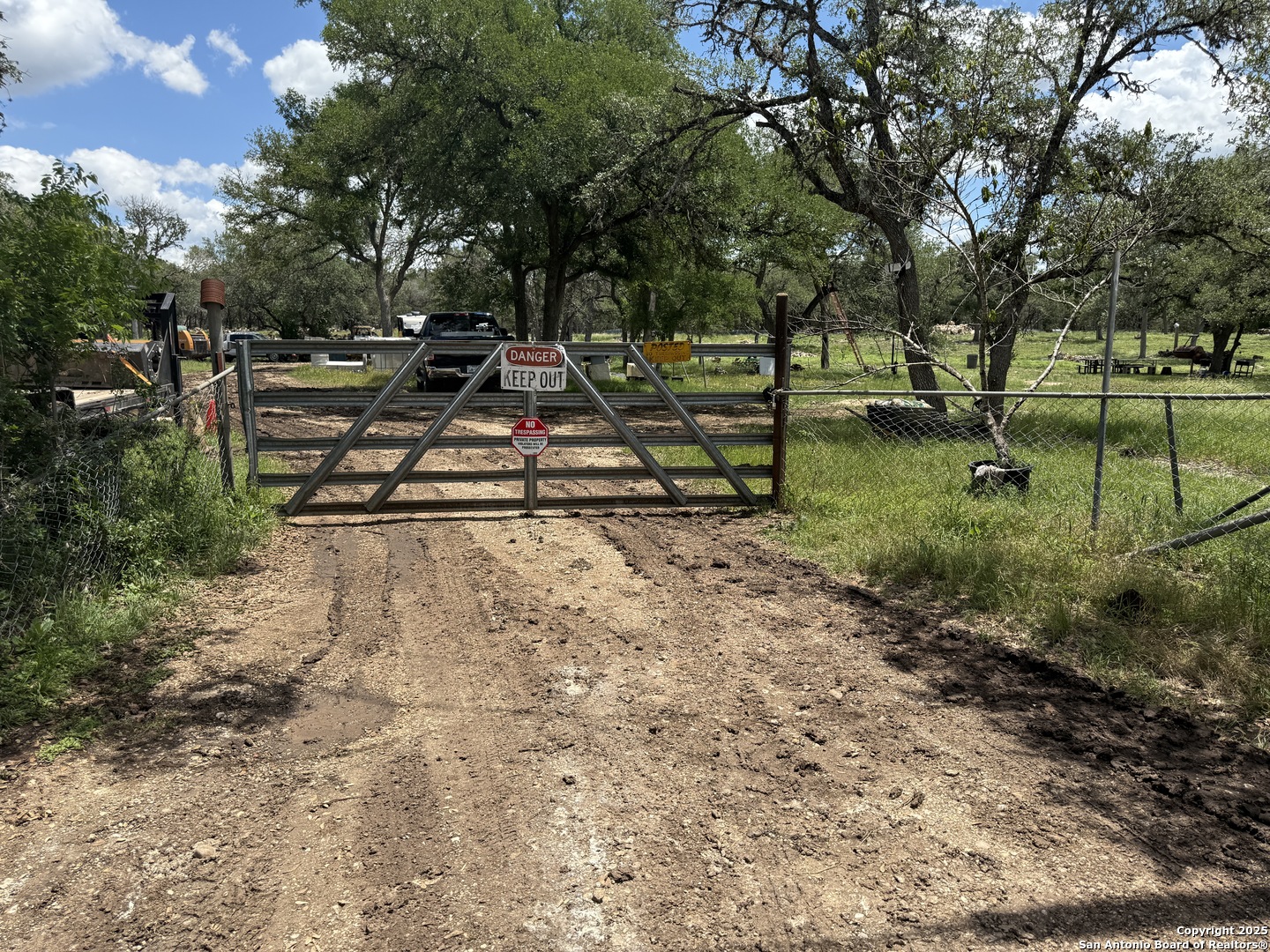 30602 KRUEGER RD, Bulverde, TX 78163 — photo 1