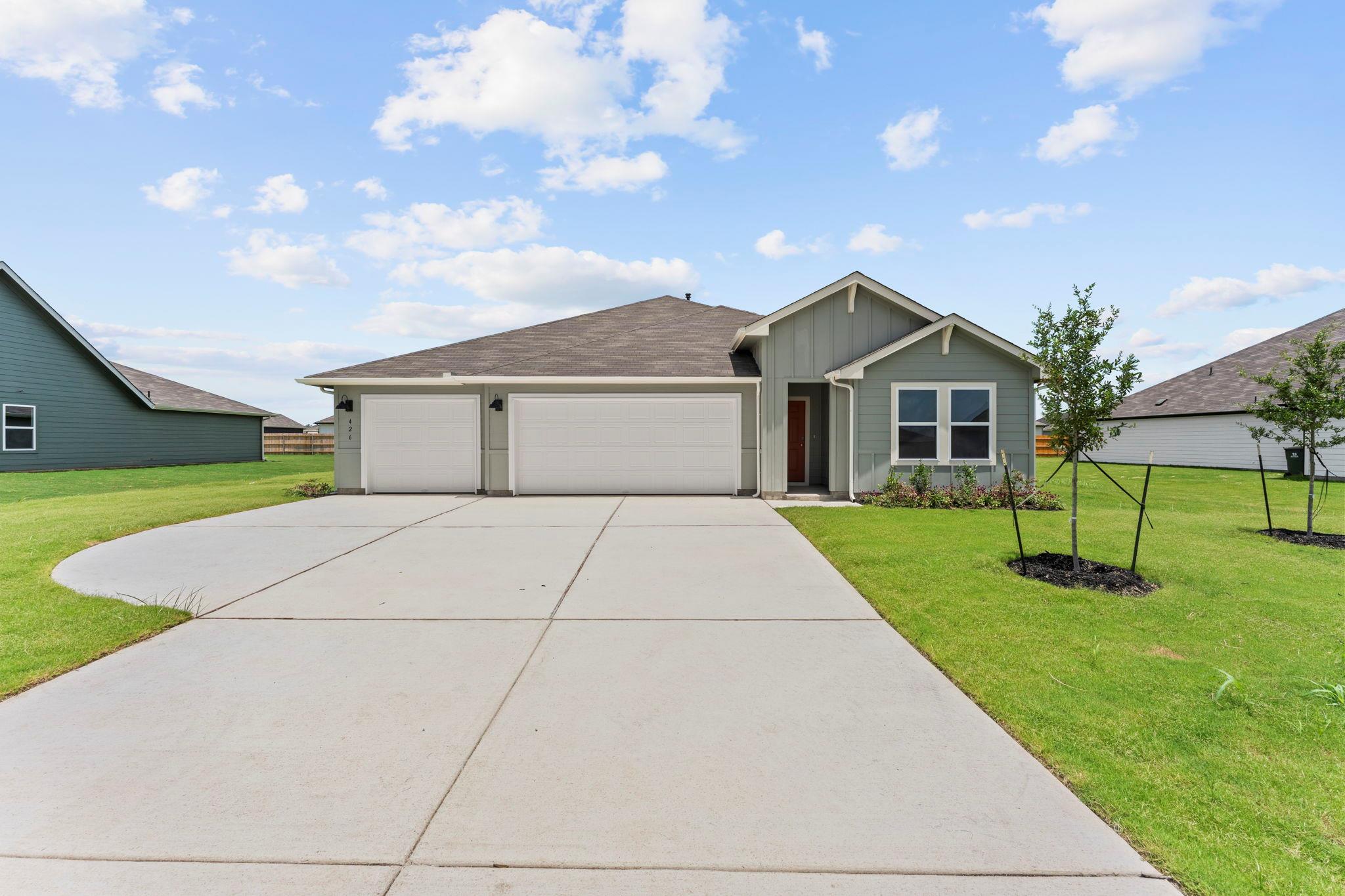 426 Kolbo Crossing, Lockhart, TX 78644 — photo 1