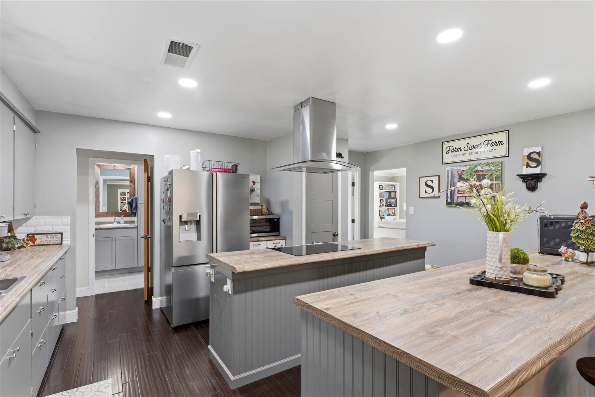 1115 County Road 2102