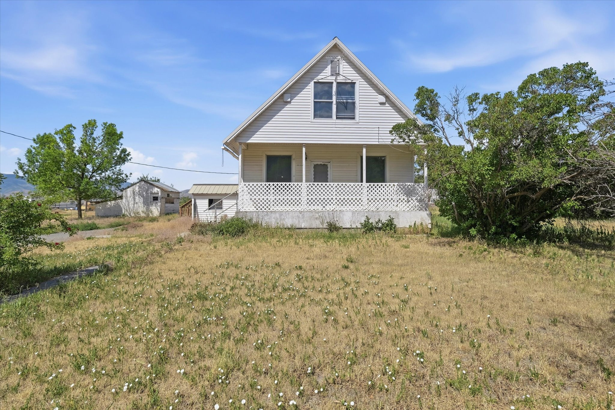 450 S MAIN ST, Malad City, ID 83252 — photo 1