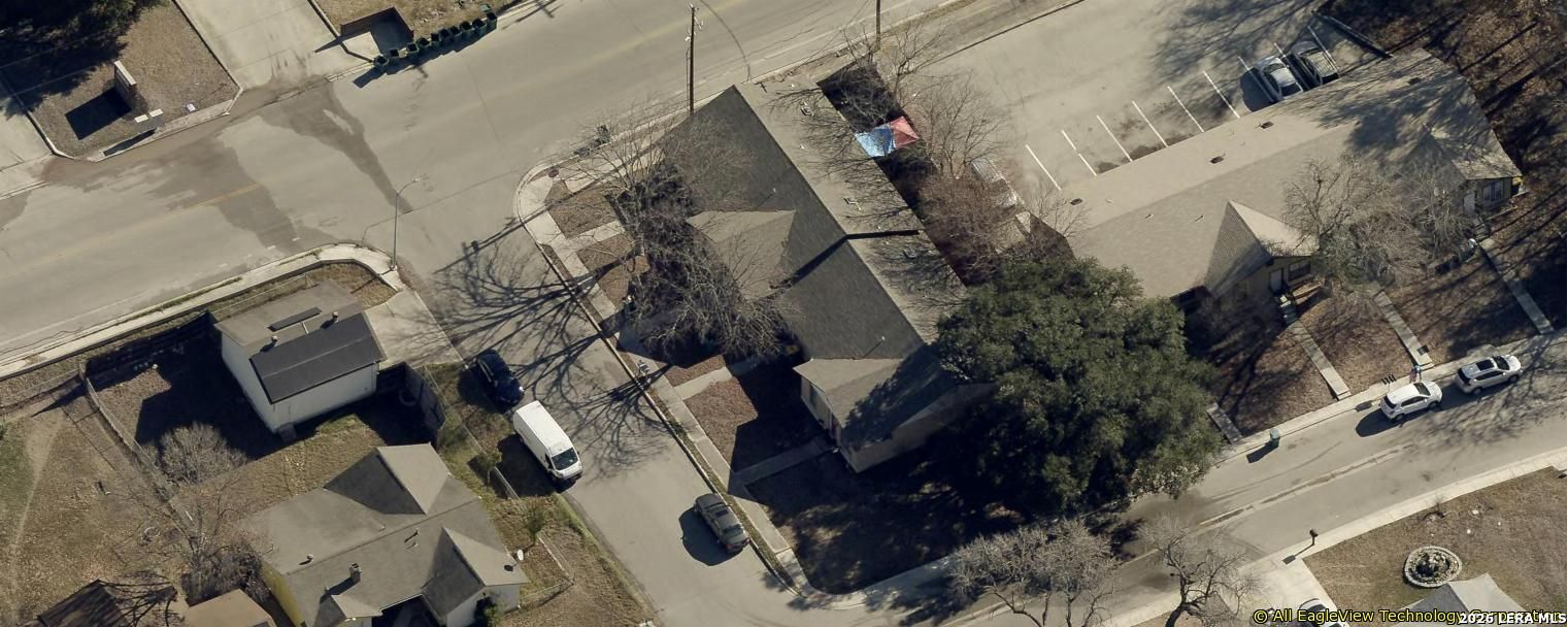 202 FIR DL, ,  78109 — photo 1