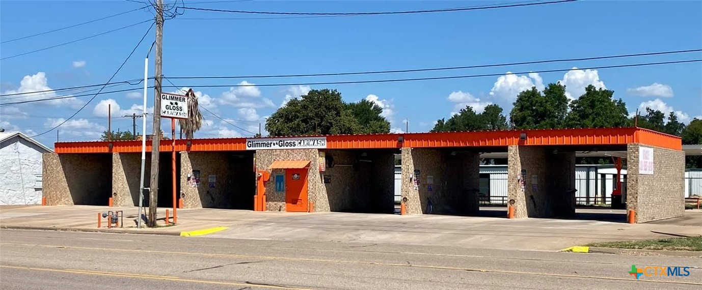 2407 E Main Street, Gatesville, TX 76528 — photo 1