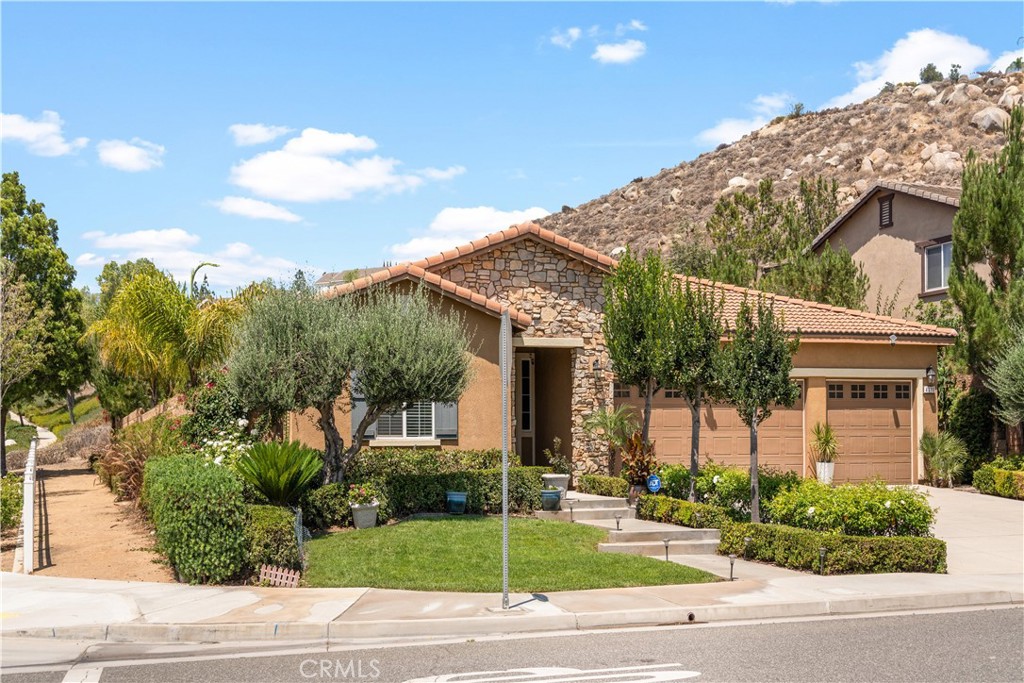 4320 Napier Drive, Riverside, CA 92505 — photo 1