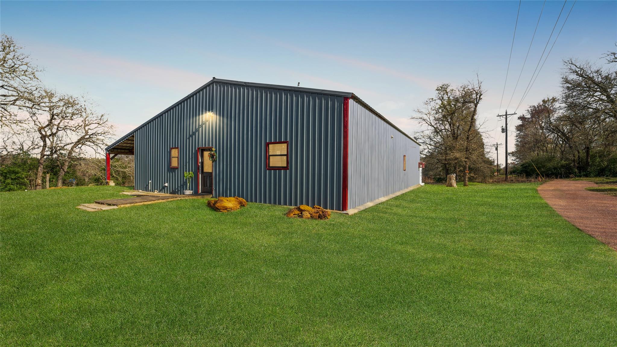 969 Private Road 7054, Gause, TX 77857 — photo 1