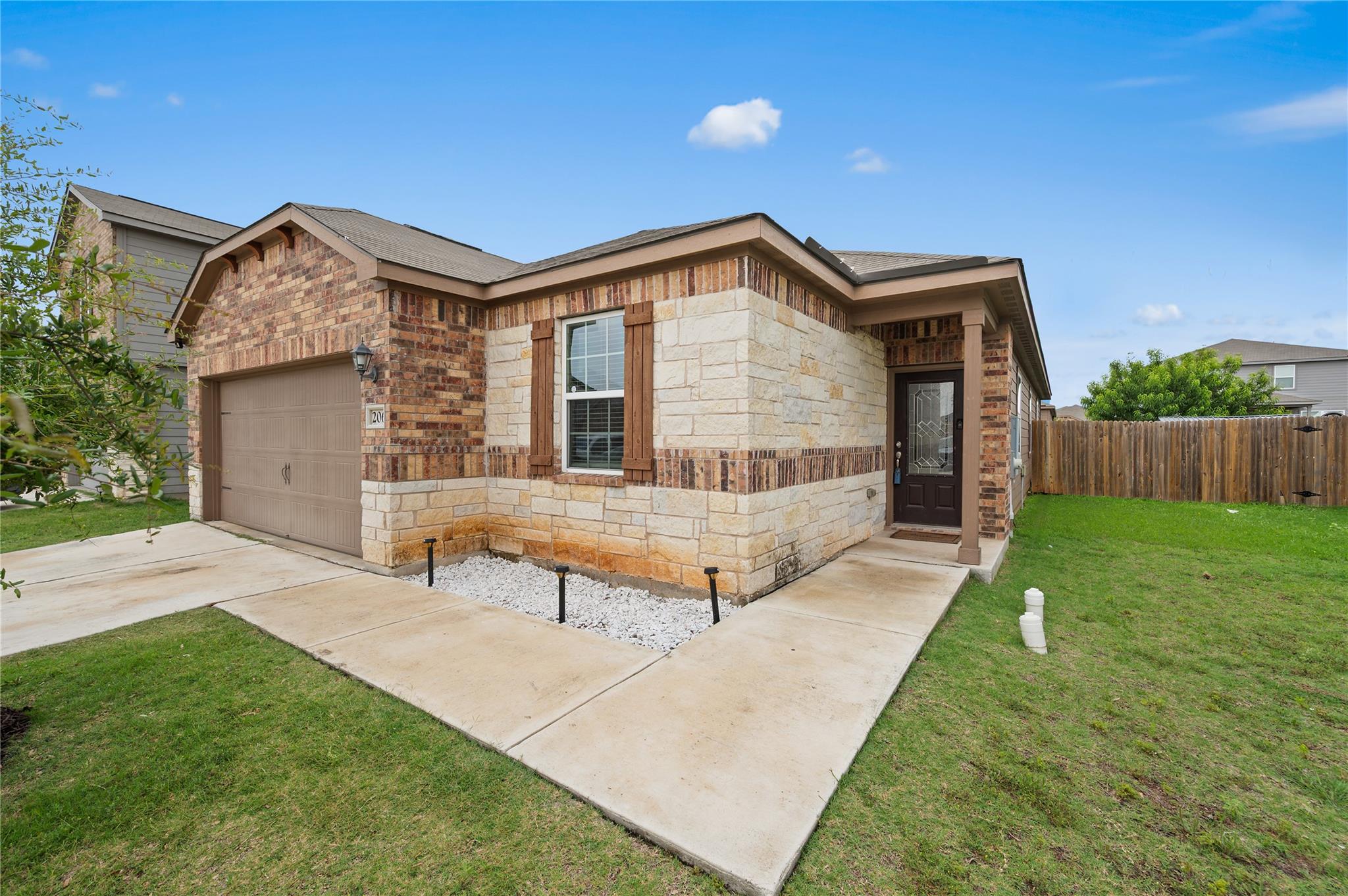 206 Star Spangled, Liberty Hill, TX 78642 — photo 1