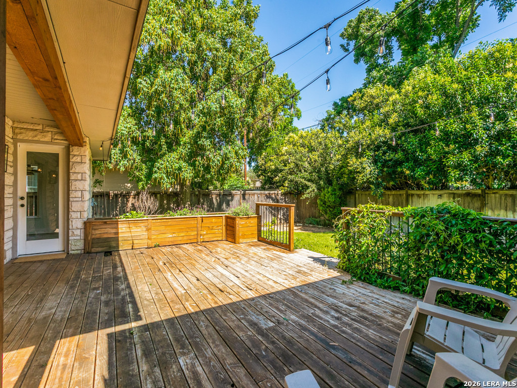 119 Northridge Dr, ,  78209 — photo 1