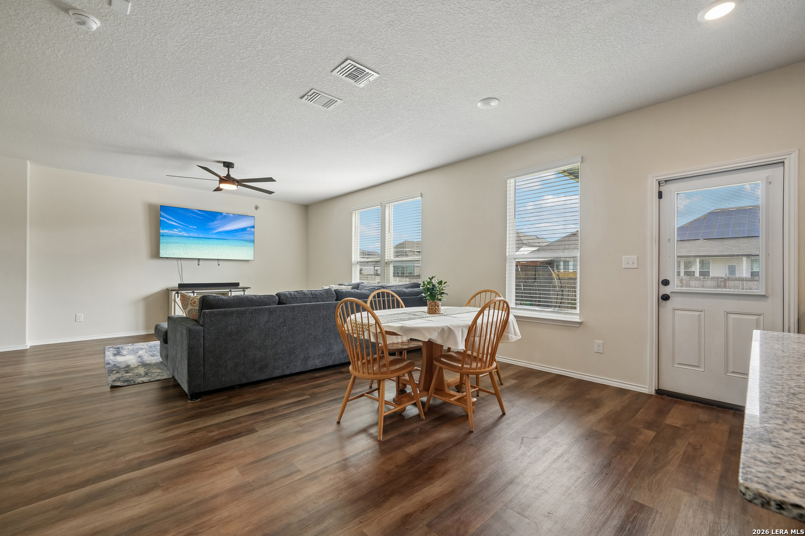 4037 SUN MEADOW LN, ,  78155 — photo 1
