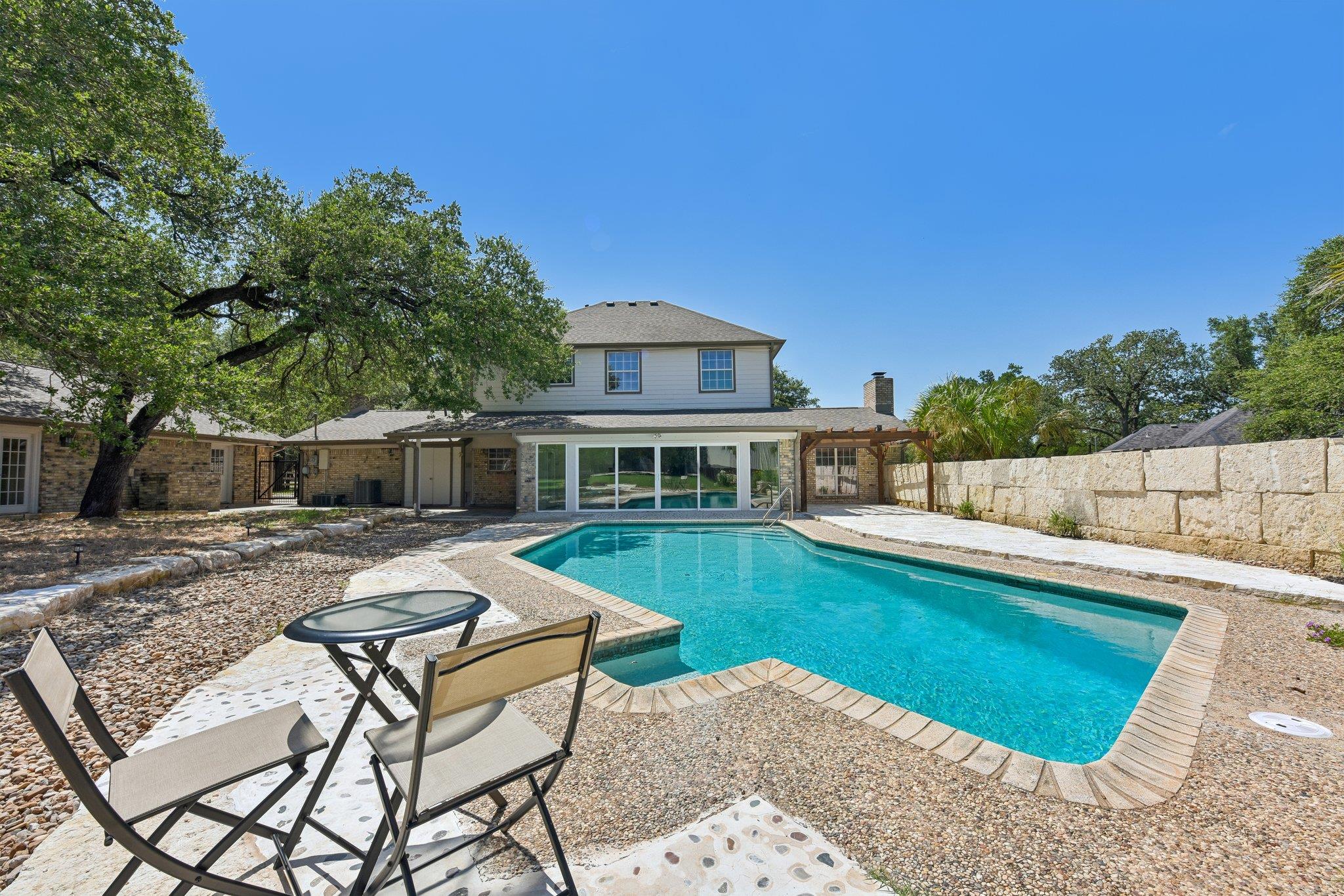 1915 Oak Forest, Round Rock, TX 78681 — photo 1
