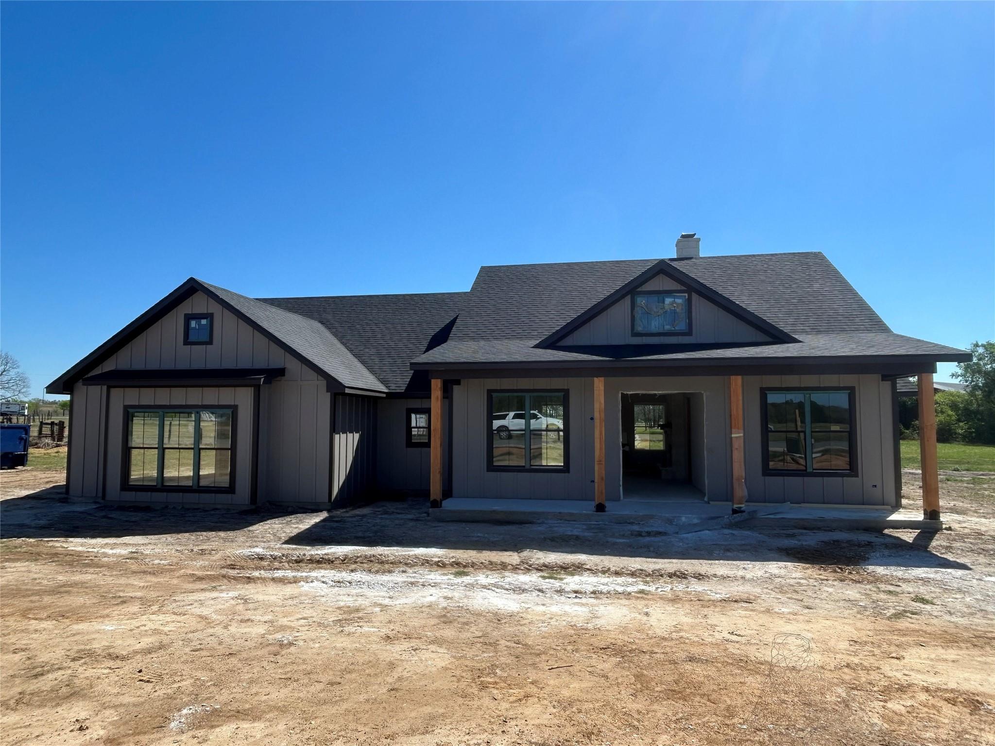 103 Pueblo, Caldwell, TX 77836 — photo 1