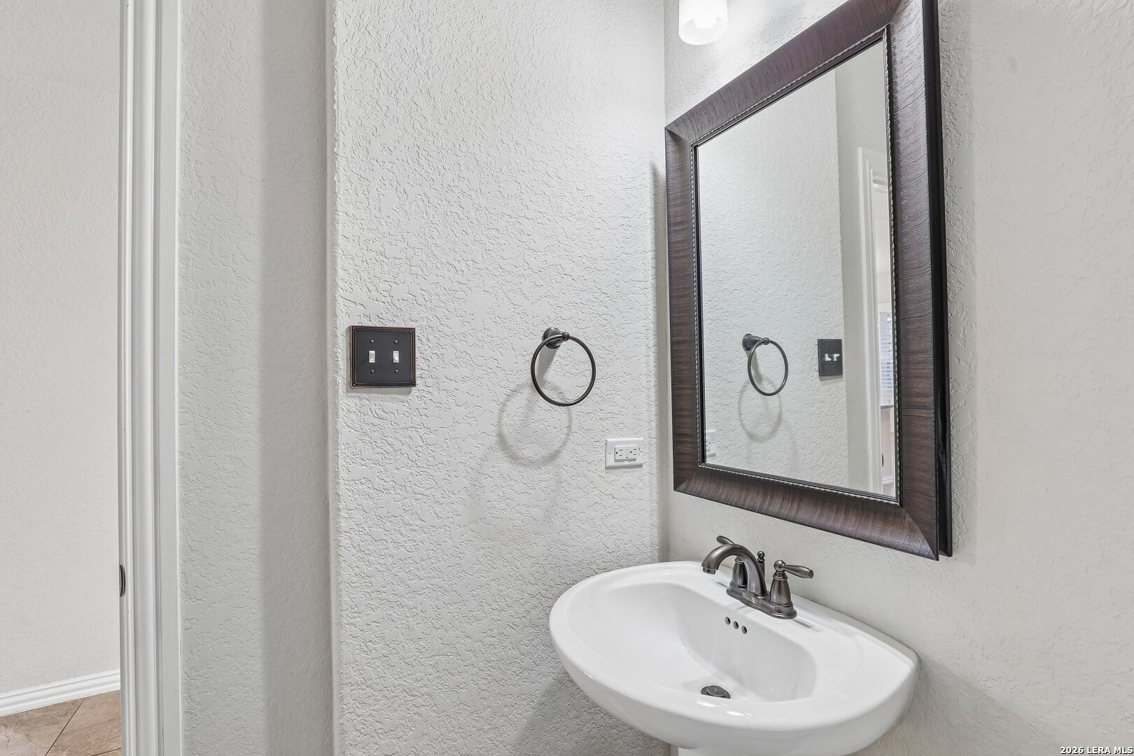 25606 POERNER TRL, ,  78261 — photo 1