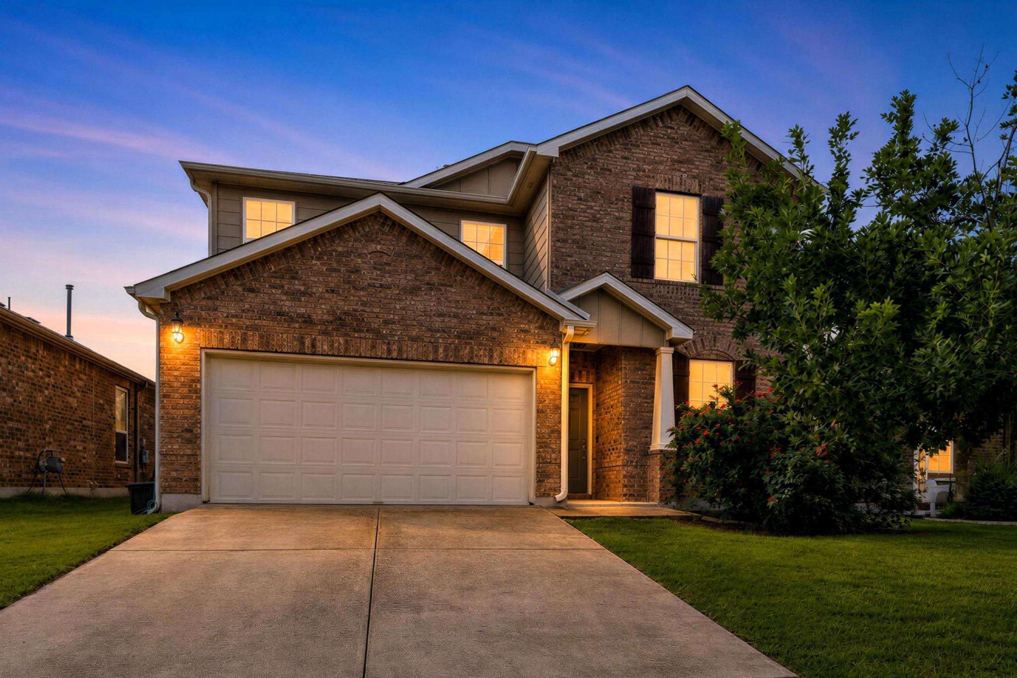 139 Palm, Buda, TX 78610 — photo 1