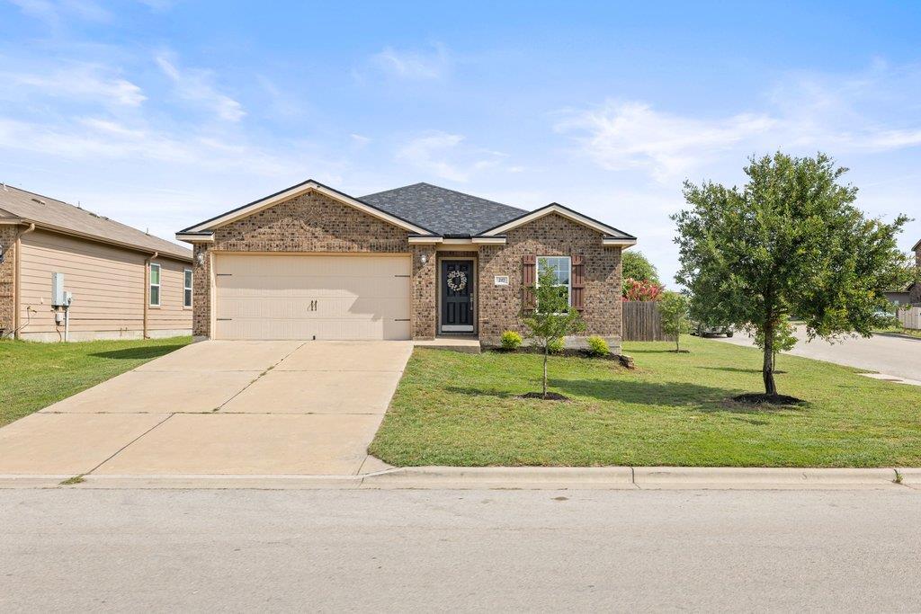 217 Farmer, Jarrell, TX 76537 — photo 1