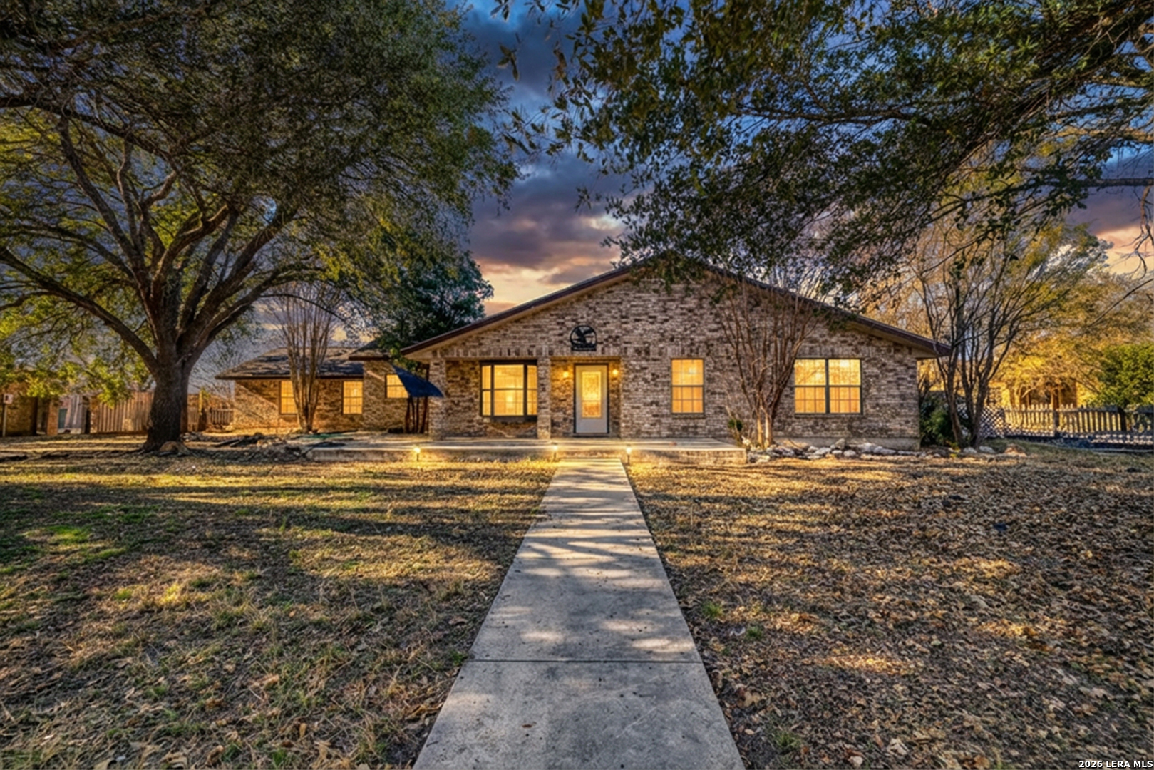 620 CENIZO BLVD, Uvalde, TX 78801 — photo 1