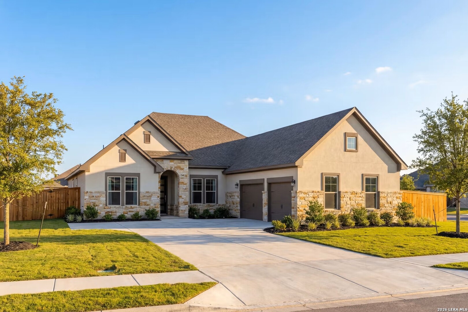 217 Matthew Path, Castroville, TX 78009 — photo 1