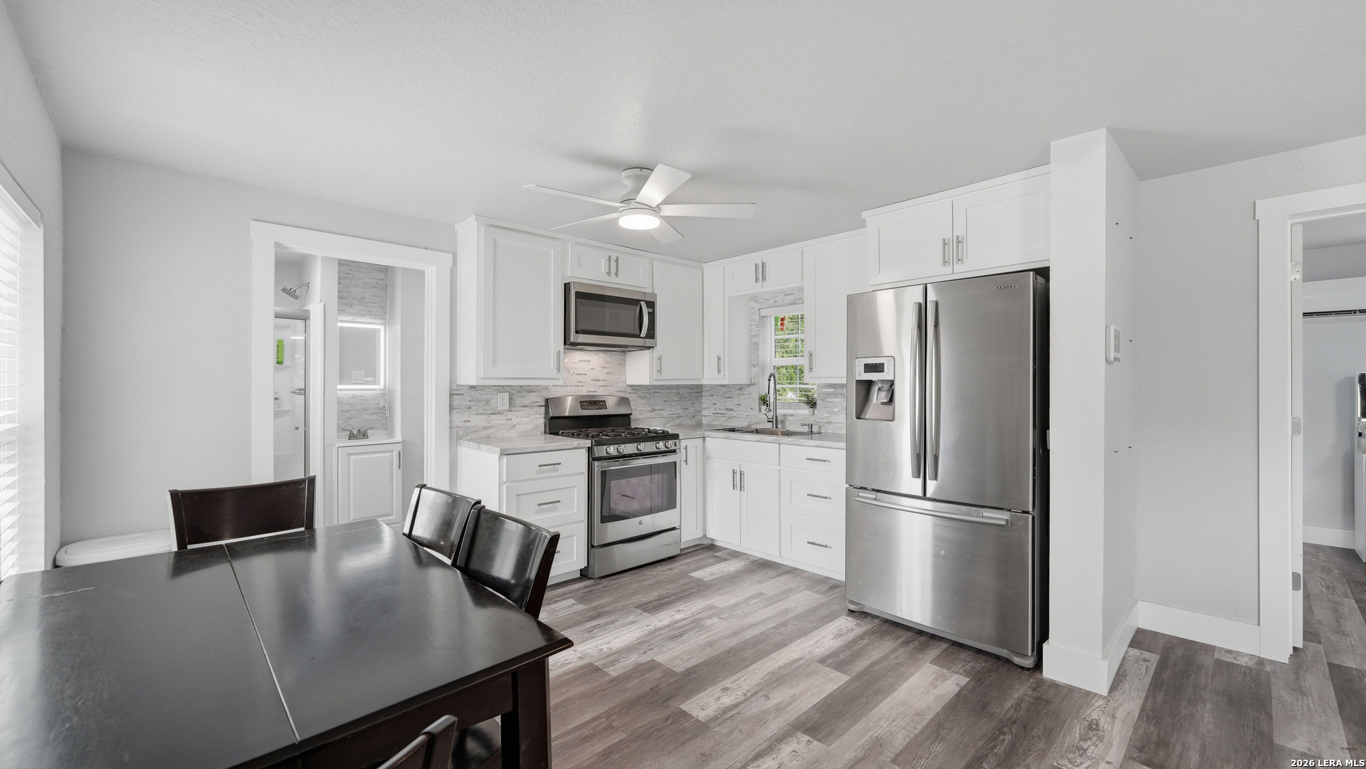 1407 N San Marcos, Seguin, TX 78155 — photo 1