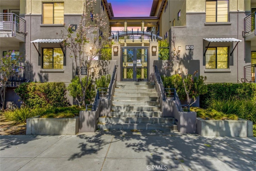800 N 8th 106, San Jose, CA 95112 — photo 1