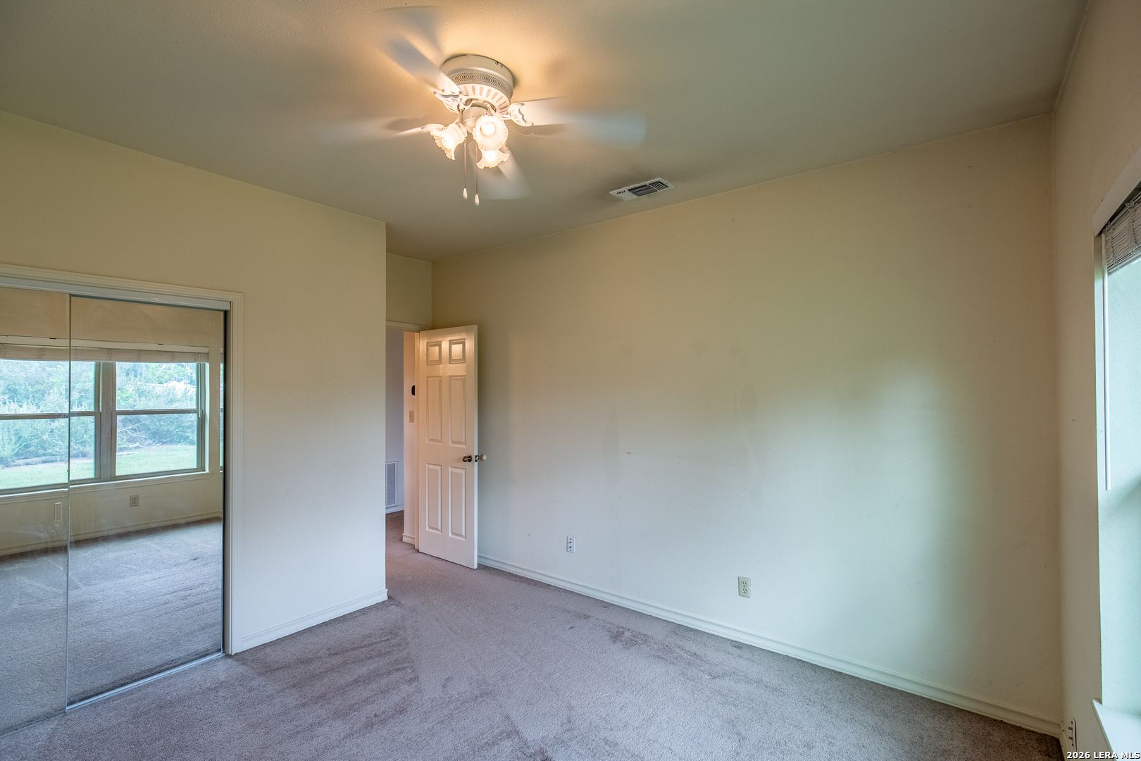 182 GLENVALLEY CIR, , 78003 — photo 1