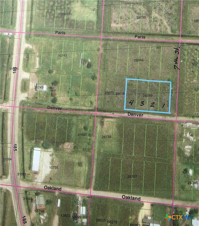 702-708 W DENVER Avenue, Seadrift, TX 77983 — photo 1