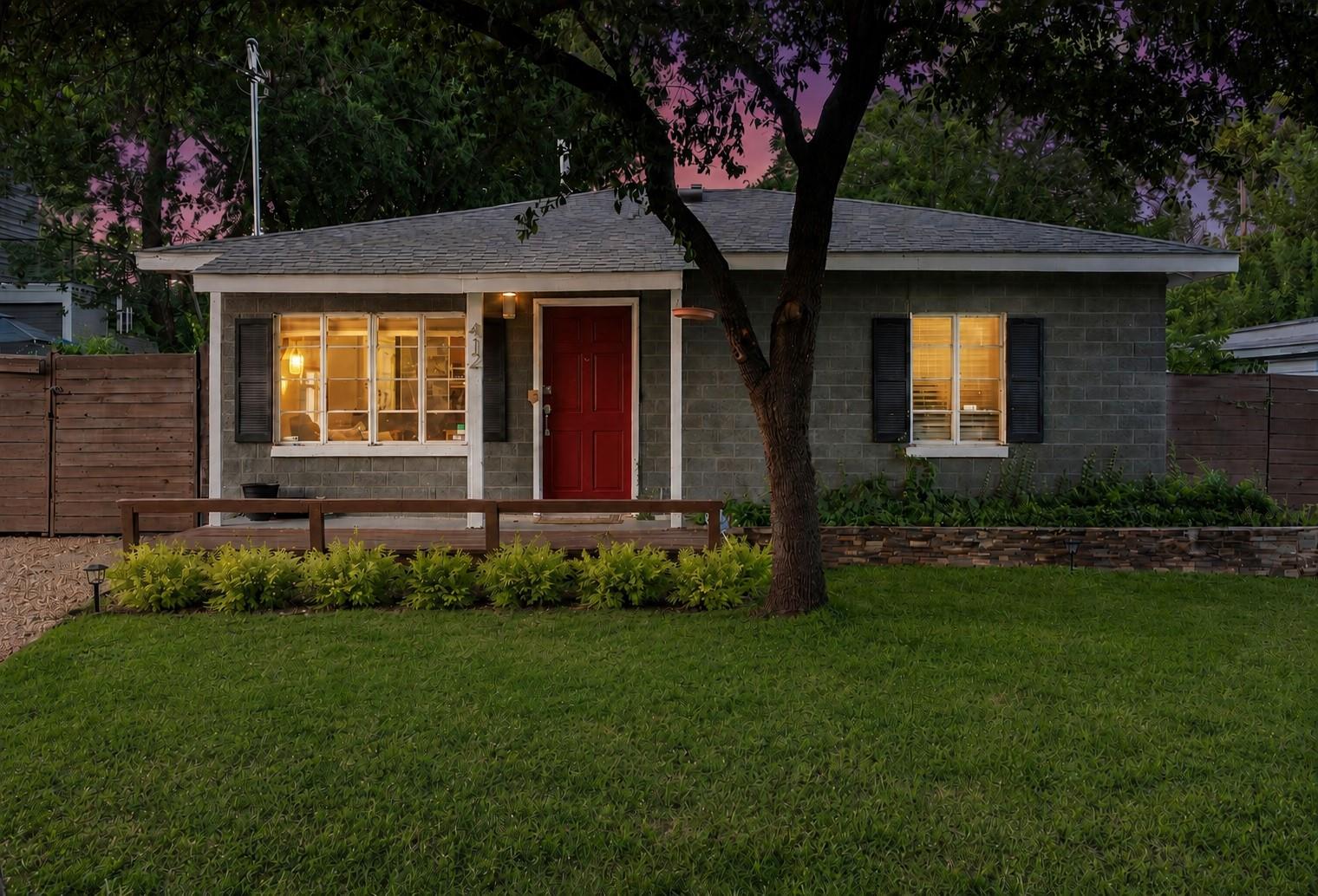 412 Croslin, Austin, TX 78752 — photo 1
