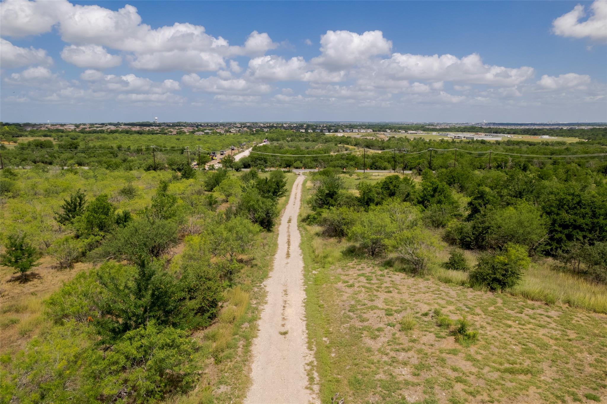 474 Heidenreich, Kyle, TX 78640 — photo 1
