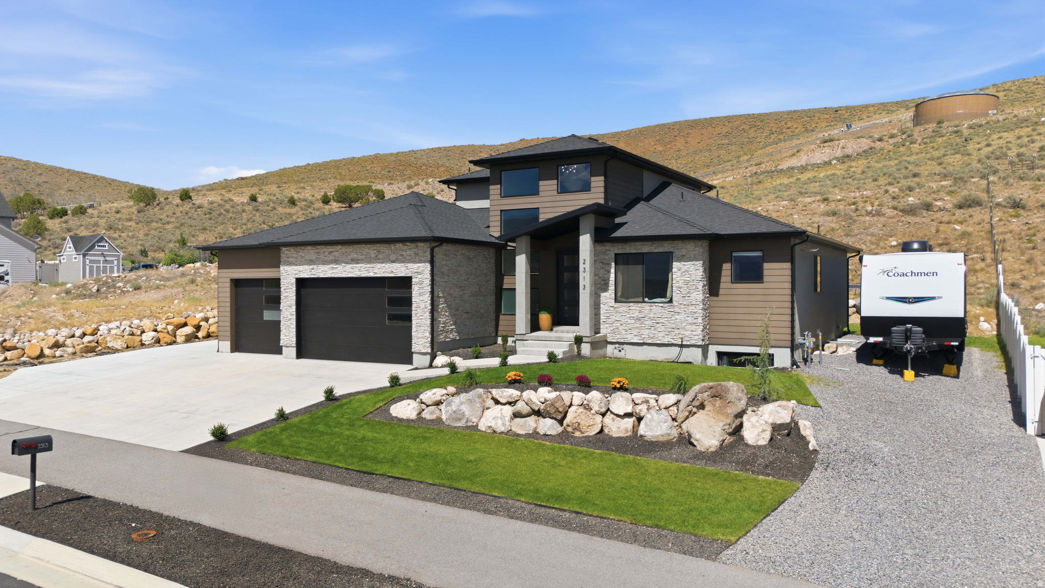 2313 E PATRIOT DR, Eagle Mountain, UT 84005 — photo 1