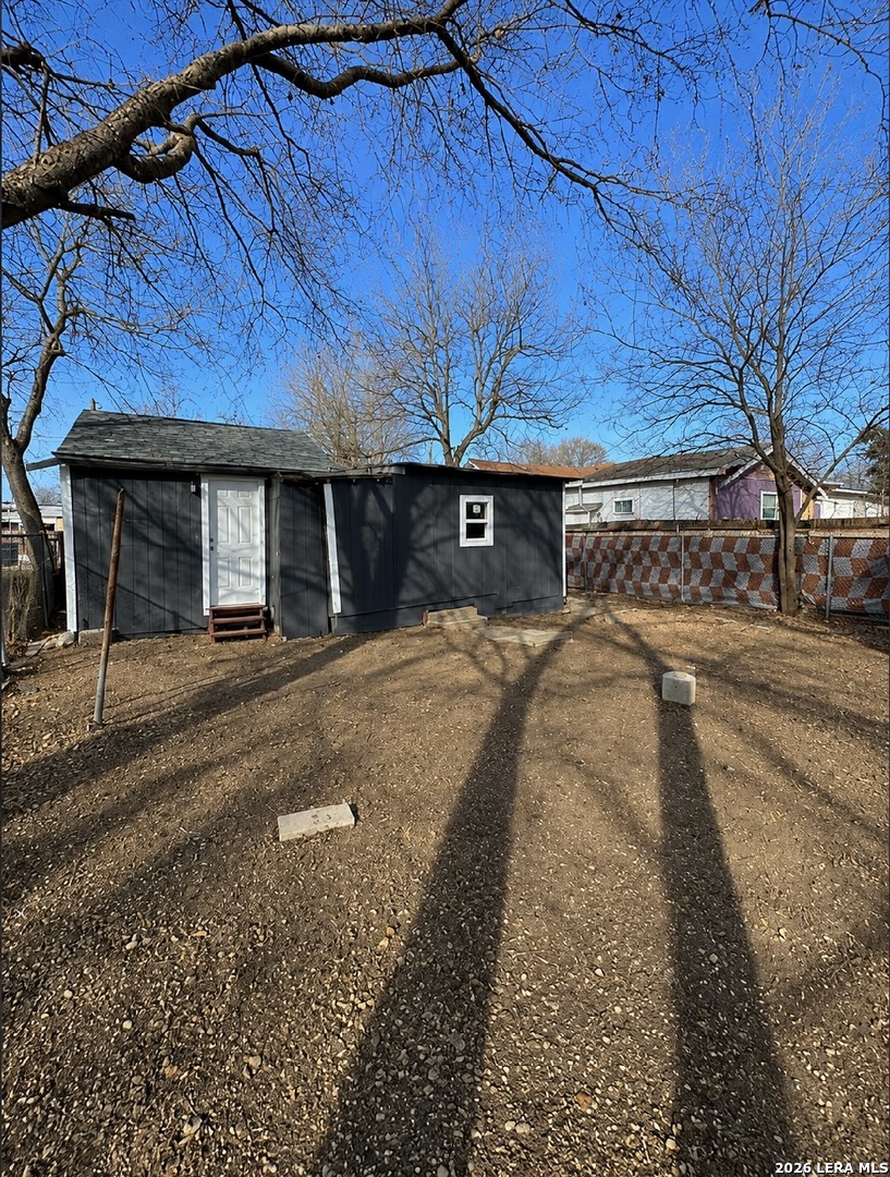 142 EDDIE WESSLEY ST, ,  78207 — photo 1
