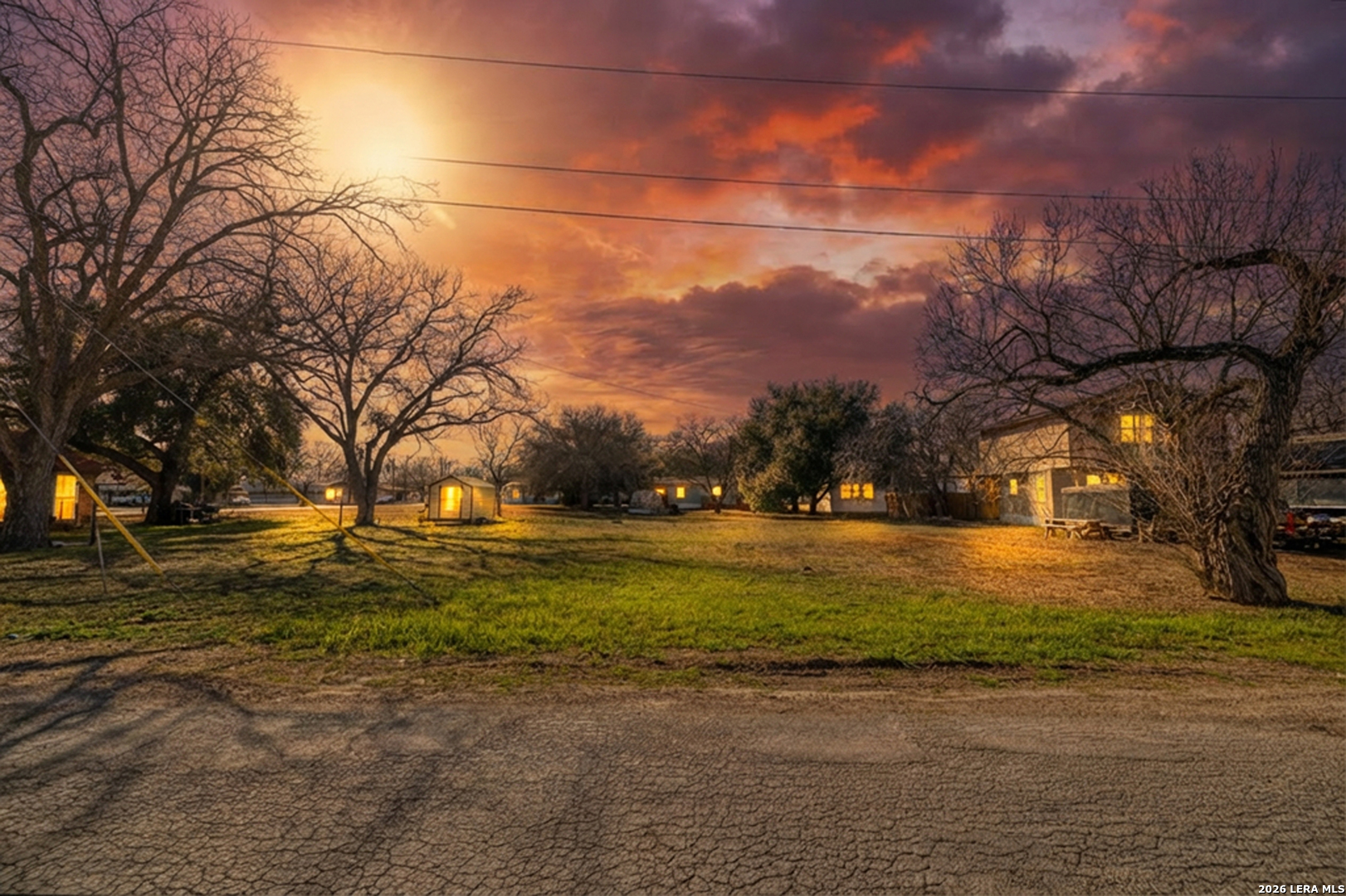 Ave G, Hondo, TX 78861 — photo 1