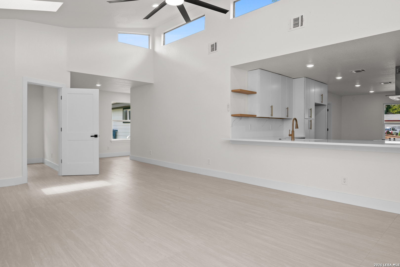 258 SERENADE DR, ,  78216 — photo 1