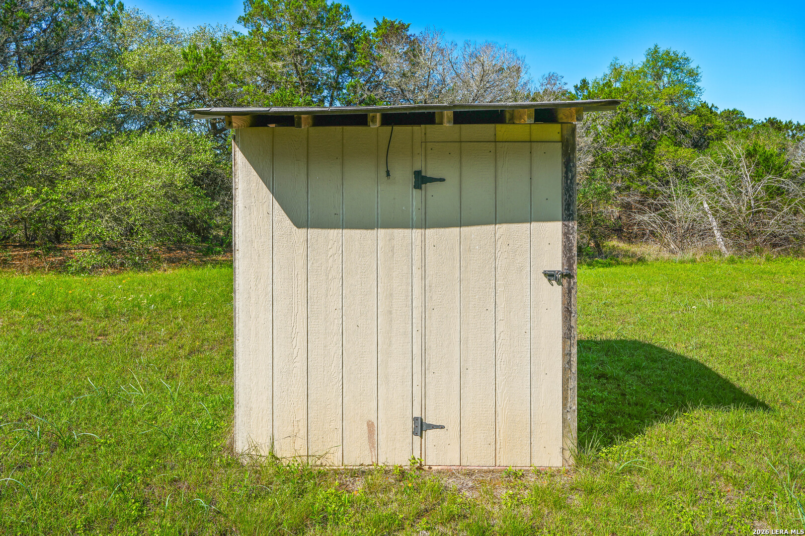 101 DIAMOND J RD S, , 78063 — photo 1