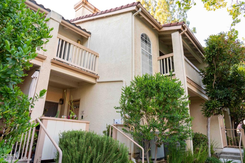 684 Sutton Crest Trail TL107, Oak Park, CA 91377 — photo 1