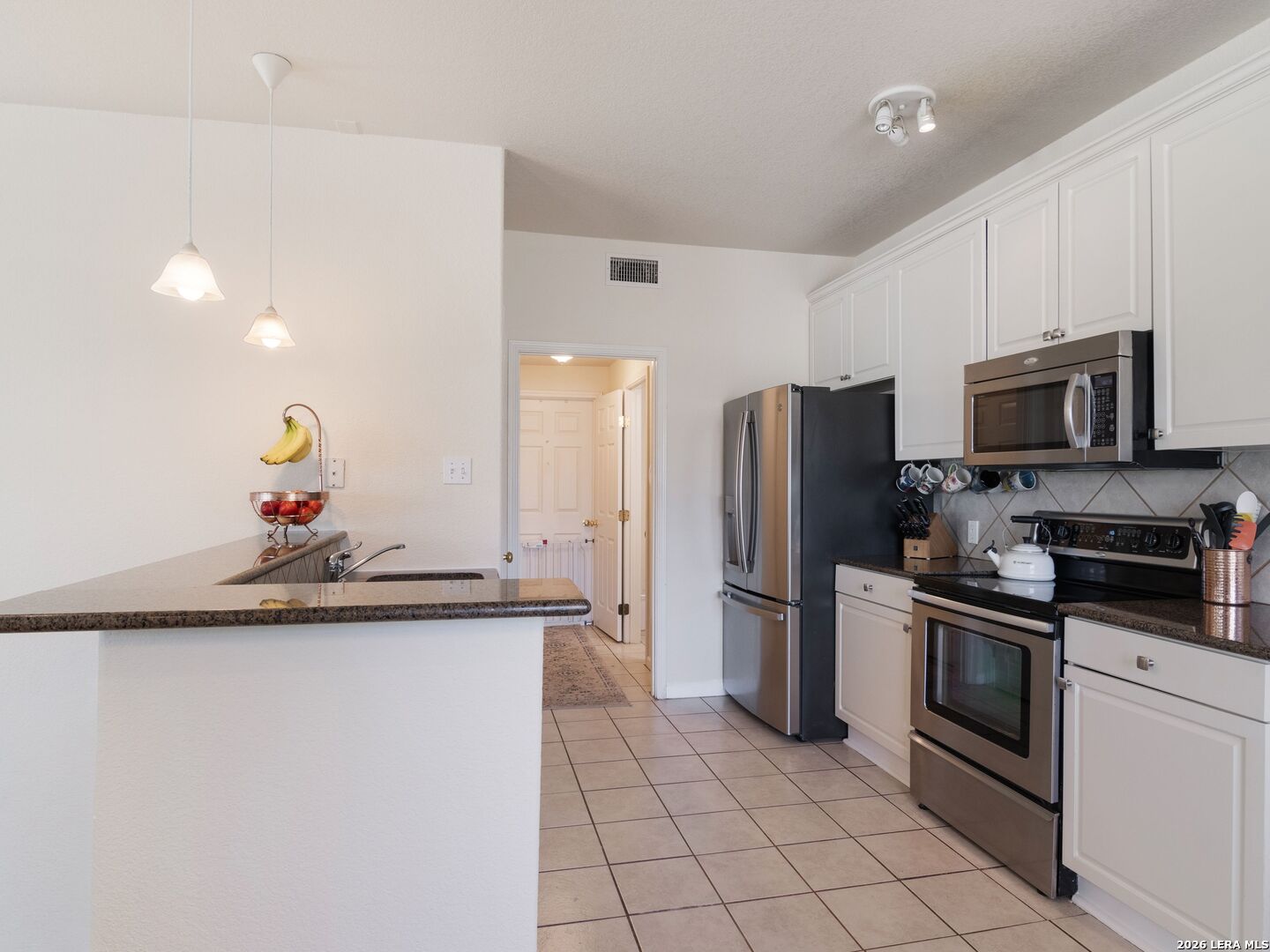 11917 FLAME TREE COVE, , 78213 — photo 1