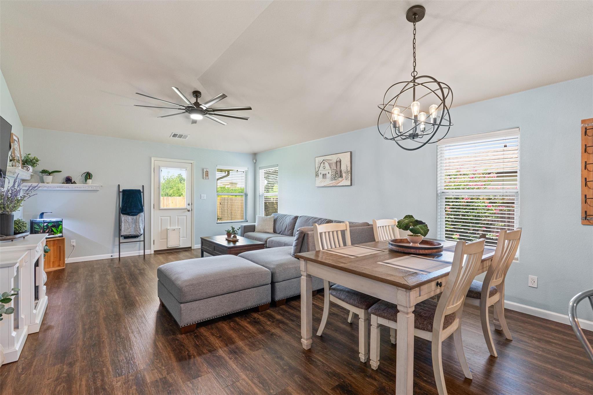 17416 Bridgefarmer Blvd, Pflugerville, TX 78660 — photo 1