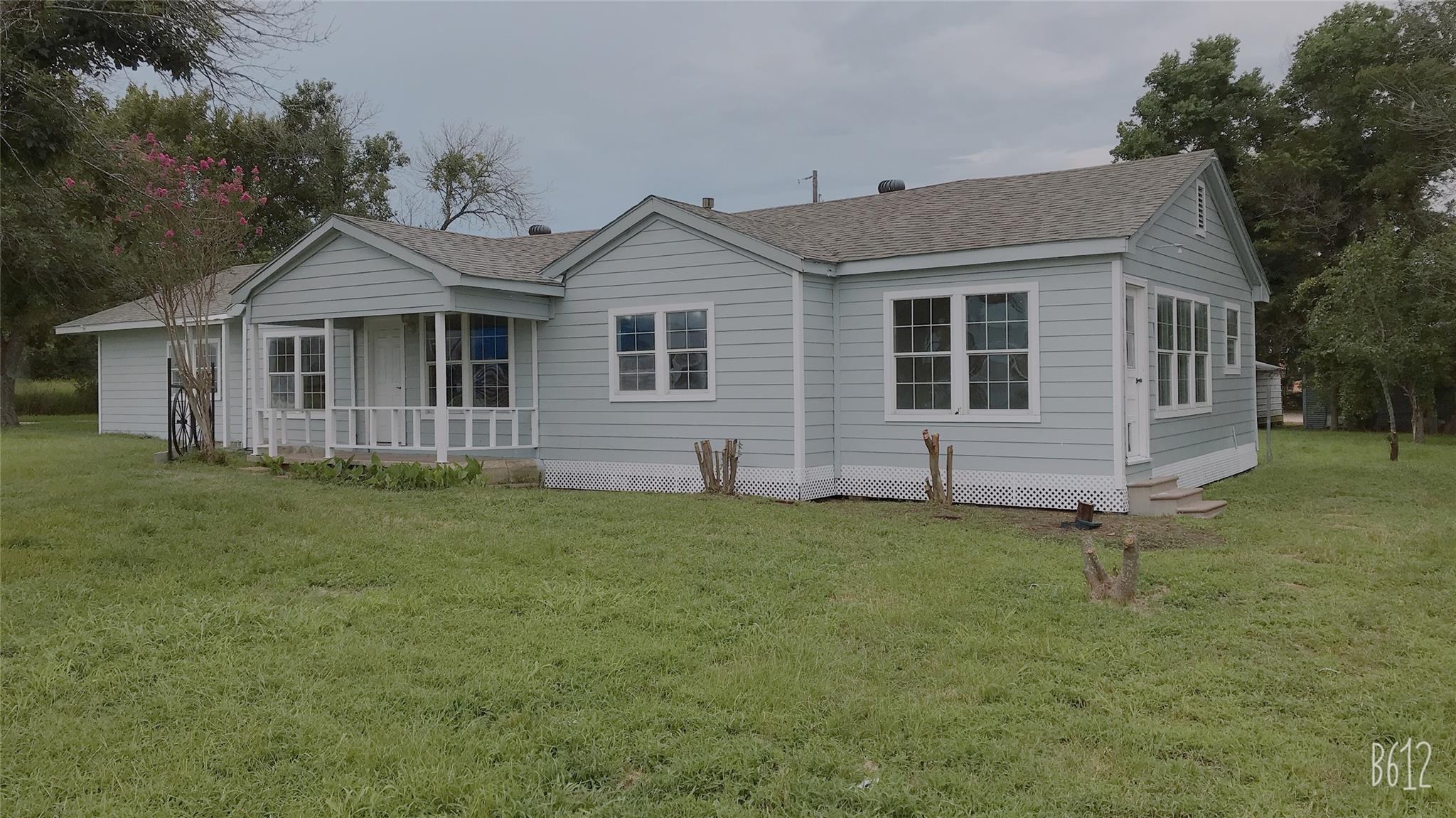 112 Eloise, Caldwell, TX 77836 — photo 1