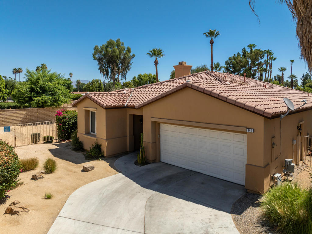 240 Paseo Vista Circle, Palm Desert, CA 92260 — photo 1