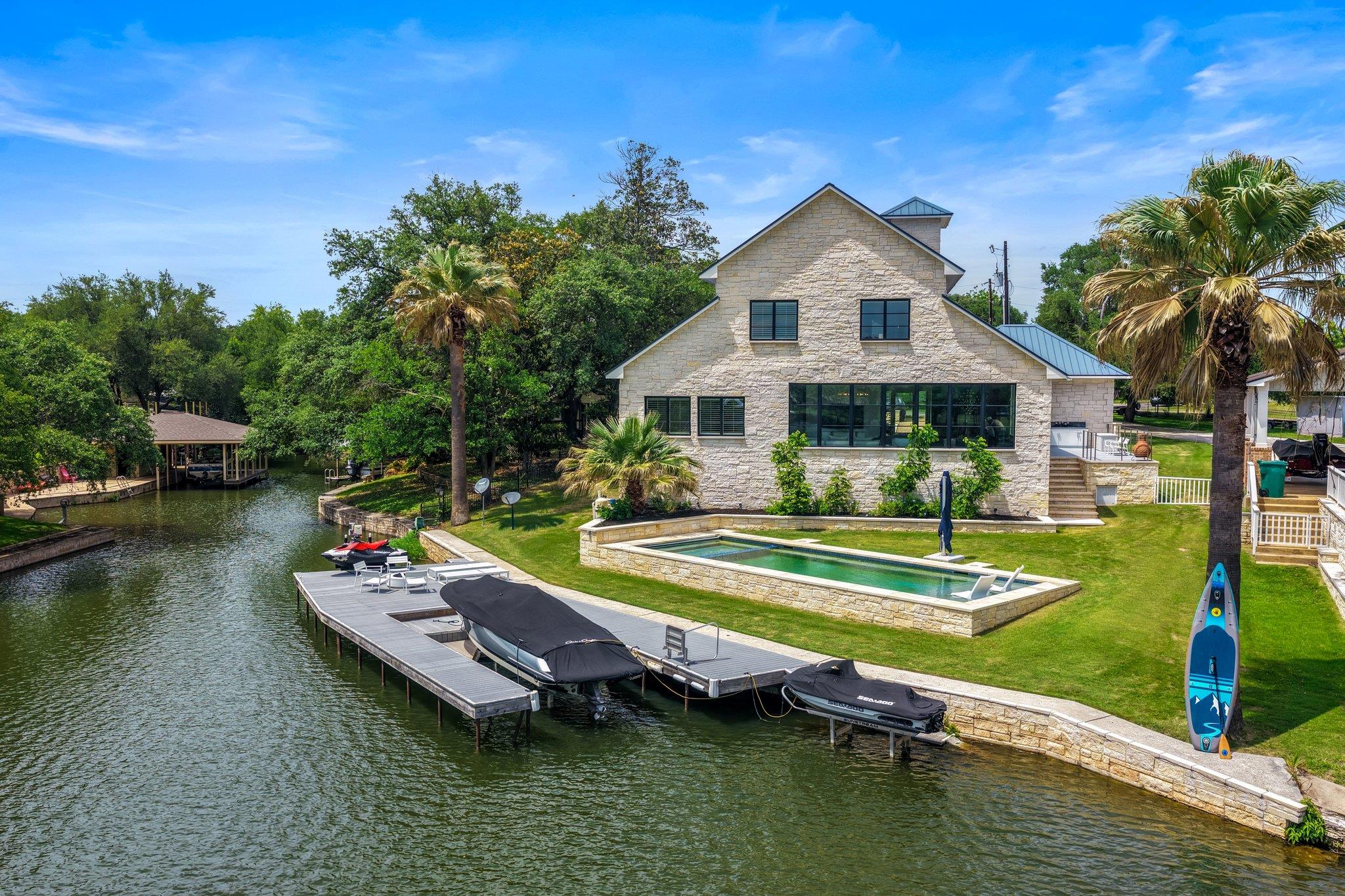 1110 County Road 132A, Kingsland, TX 78639 — photo 1