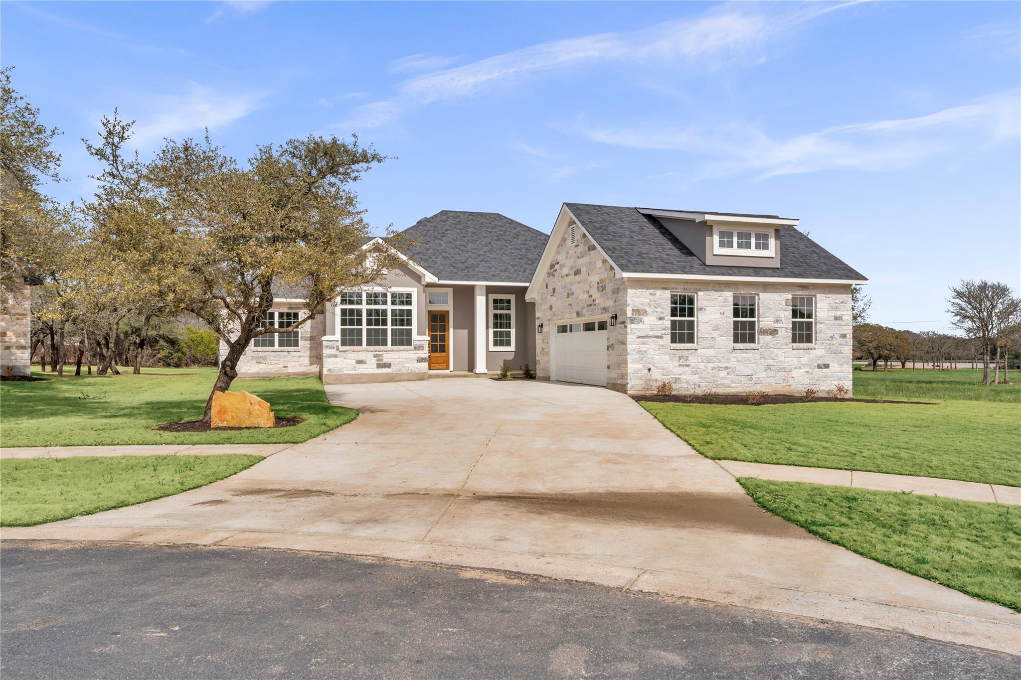 108 Double, Burnet, TX 78611 — photo 1