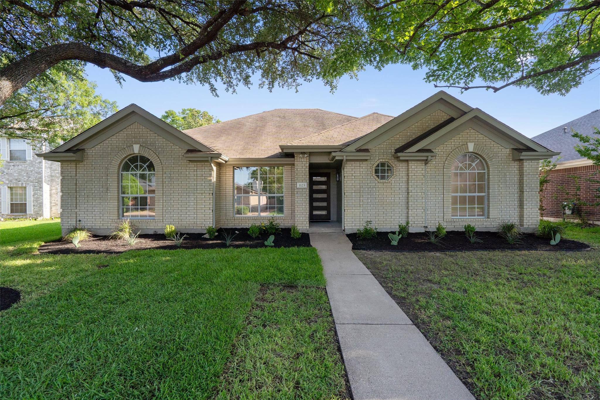 1123 Thackeray, Pflugerville, TX 78660 — photo 1