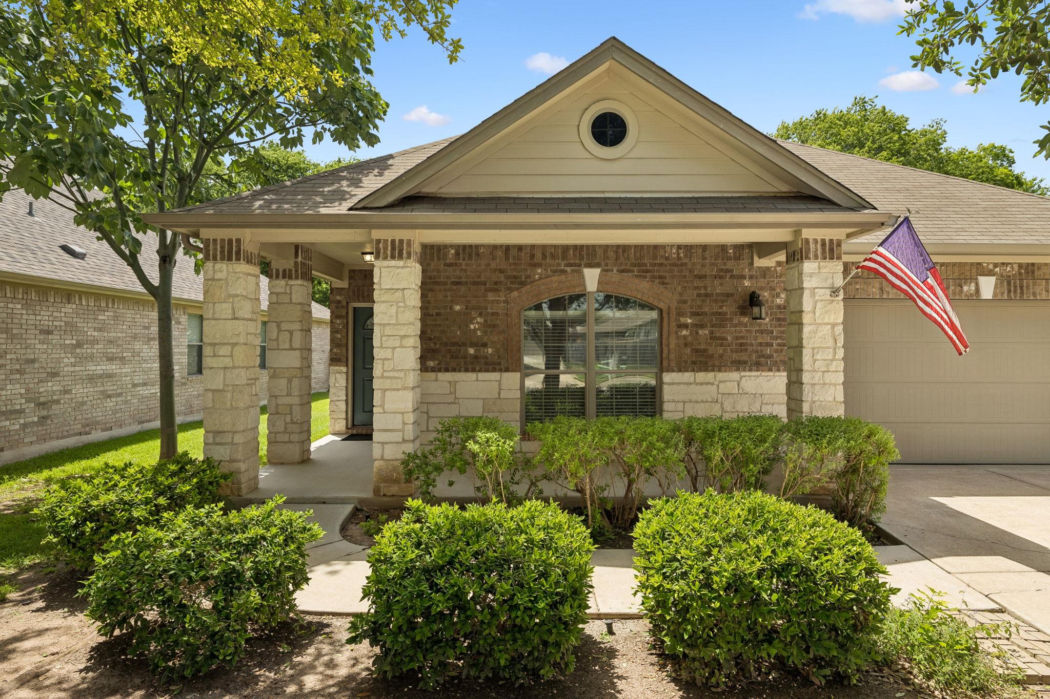 1049 Sussex, Round Rock, TX 78665 — photo 1