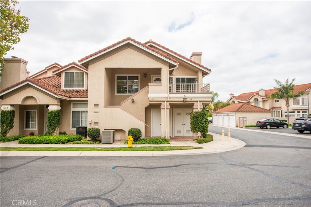 600 Kingswood Lane A, Simi Valley, CA 93065 — photo 1