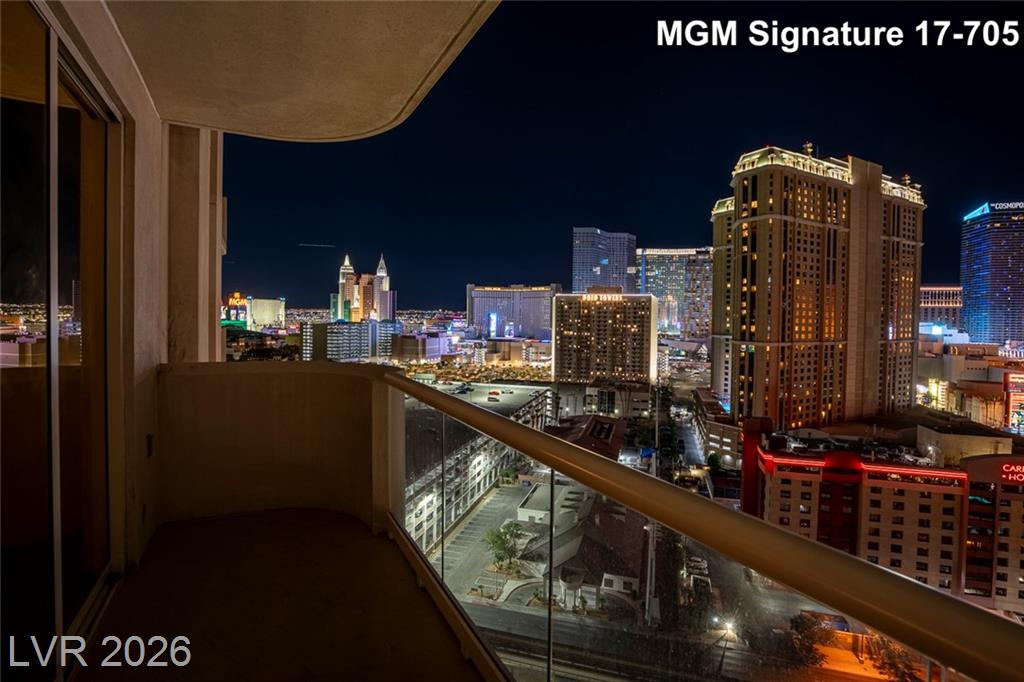 135 East Harmon Avenue, Las Vegas, NV 89109 — photo 1