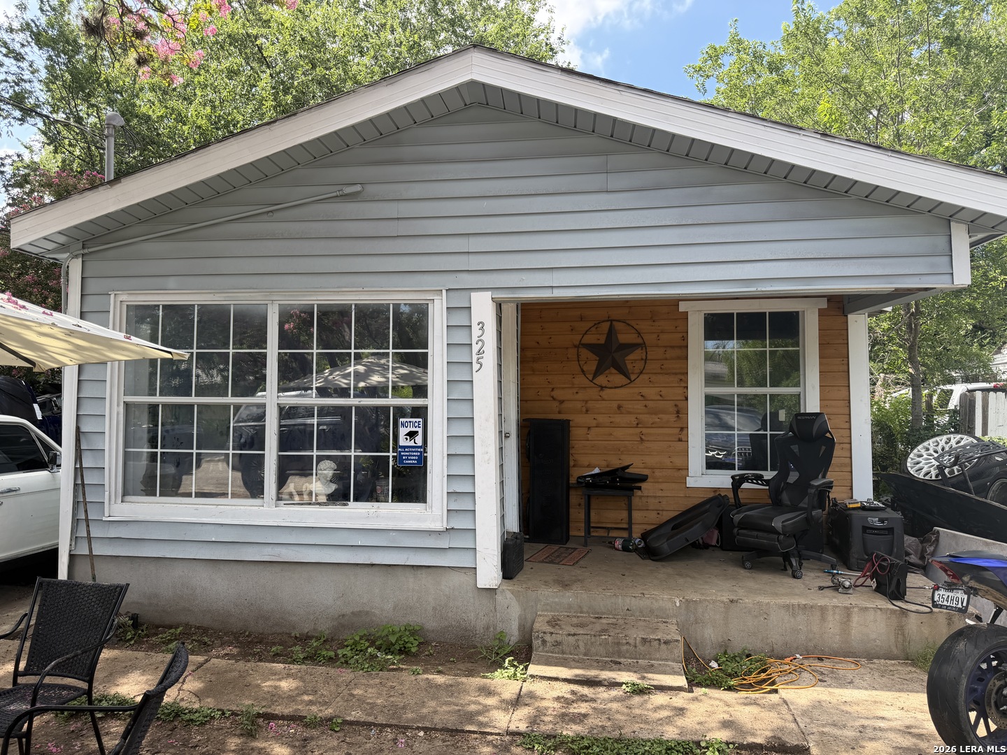 325 Sims, San Antonio, TX 78225 — photo 1