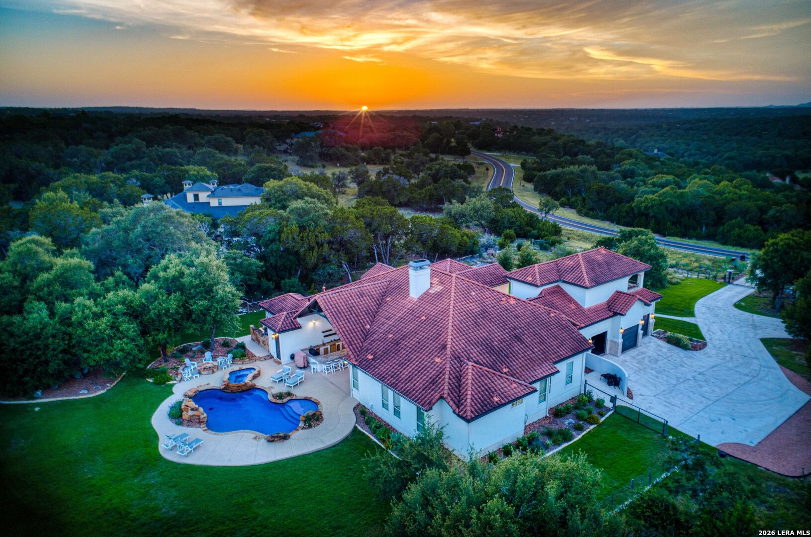 192 RIVERWOOD, Boerne, TX 78006 — photo 1