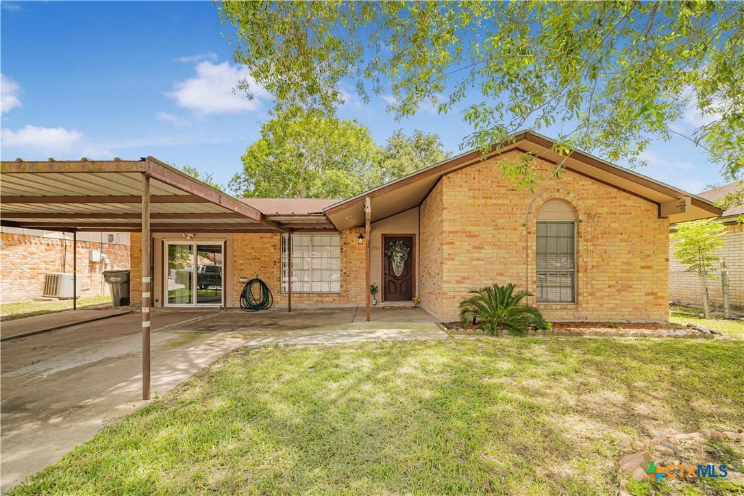 3303 Flamingo Drive, Victoria, TX 77901 — photo 1