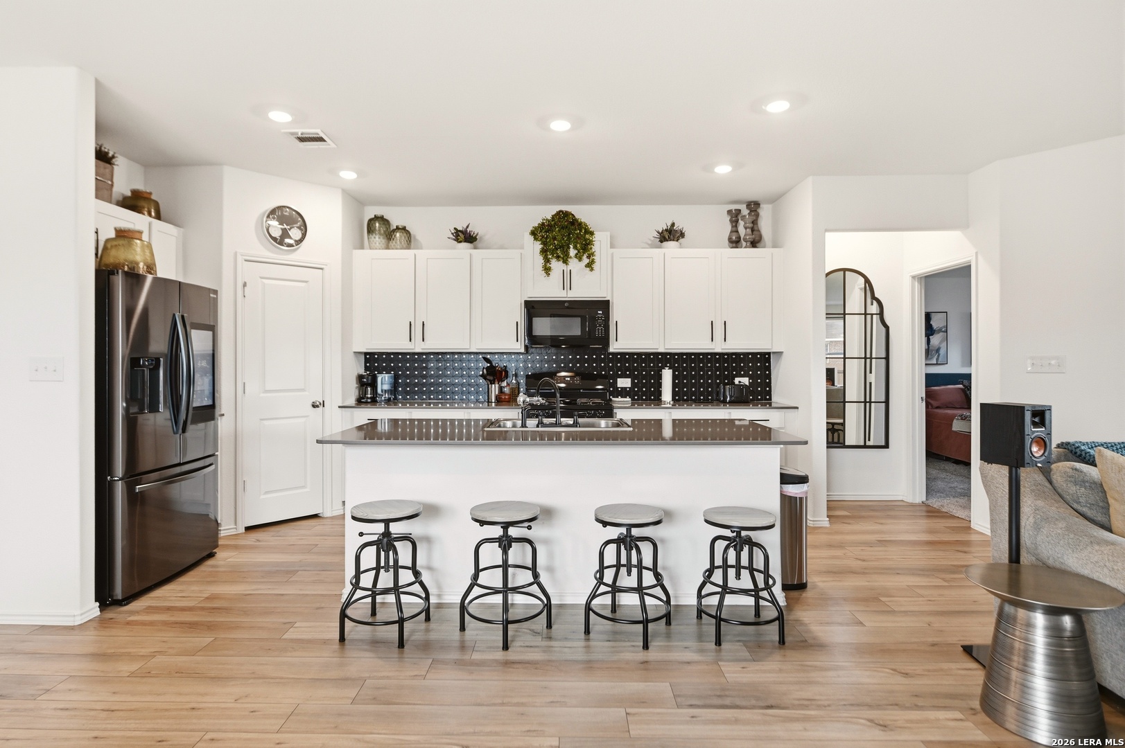 304 SONTERRA DR, ,  78666 — photo 1