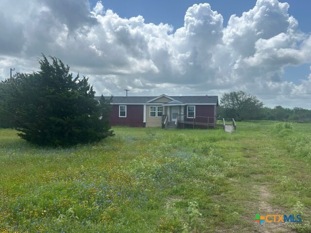268 W Oaks, Victoria, TX 77905 — photo 1
