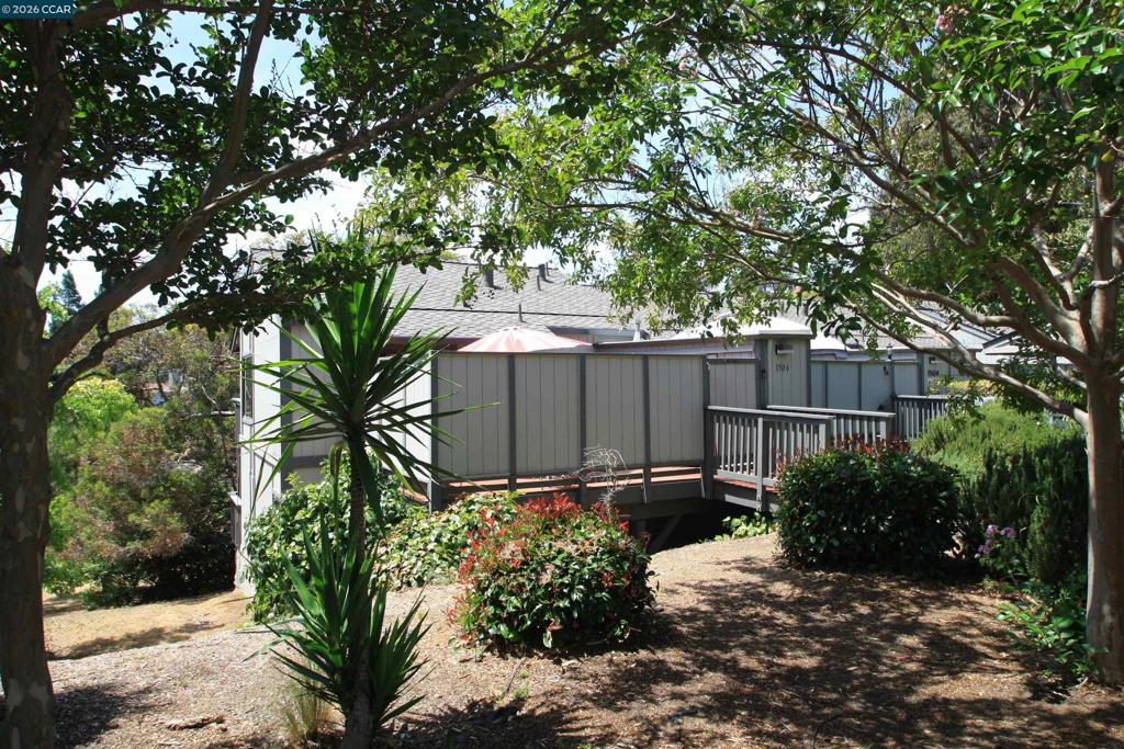 1506 Ashwood Dr, Martinez, CA 94553 — photo 1