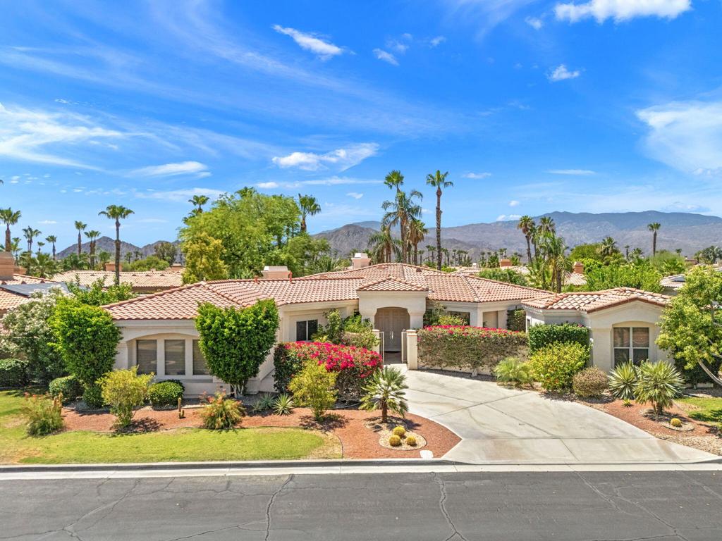 81 Appian Way, Palm Desert, CA 92211 — photo 1