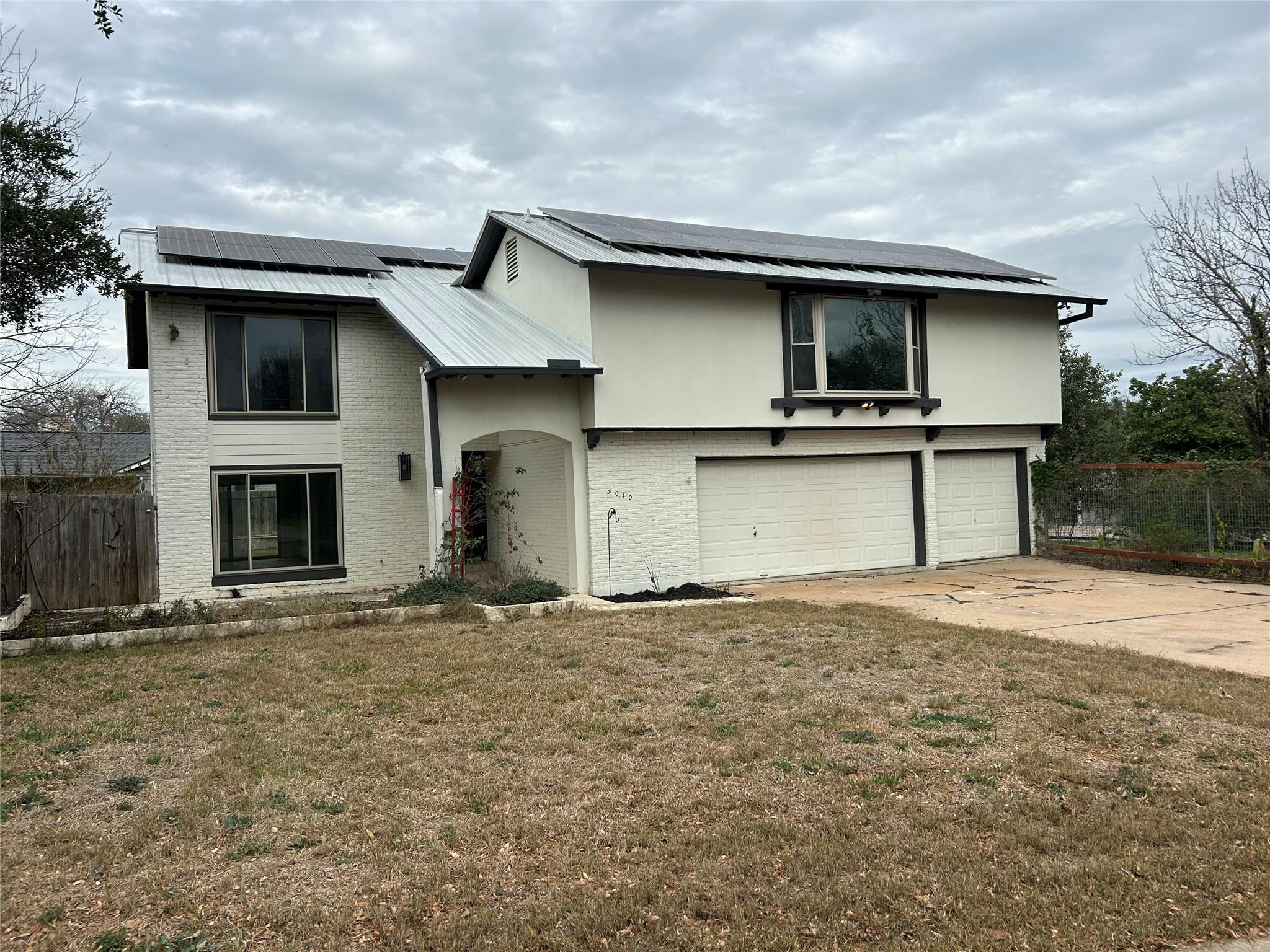 9010 Quail Creek